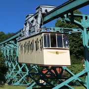 Schwebebahn