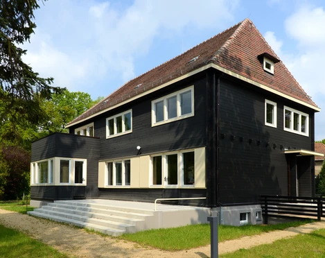 Südfassade des Konrad-Wachsmann-Hauses