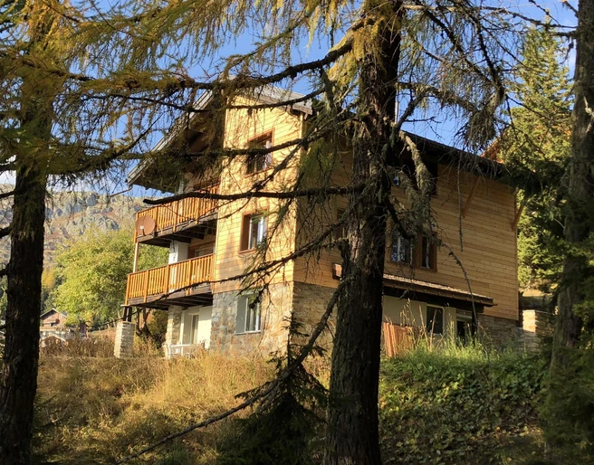 Tilly, Sicht aus Wald, Herbst