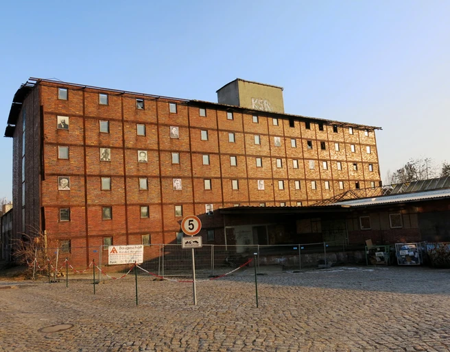 Lagerhaus und Verladehalle, Vereinigte Lausitzer Glaswerke Weißwasser (VLG)