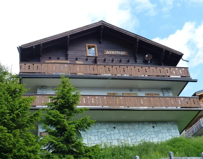 Chalet von vorne