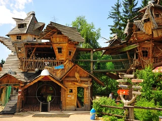 Baumhaus im Freizeitpark Plohn