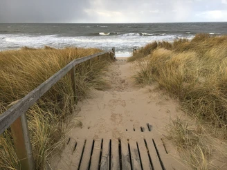Strandübergang am Campingplatz