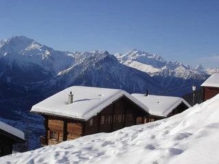 Chalet Aatos mit Matterhornblick