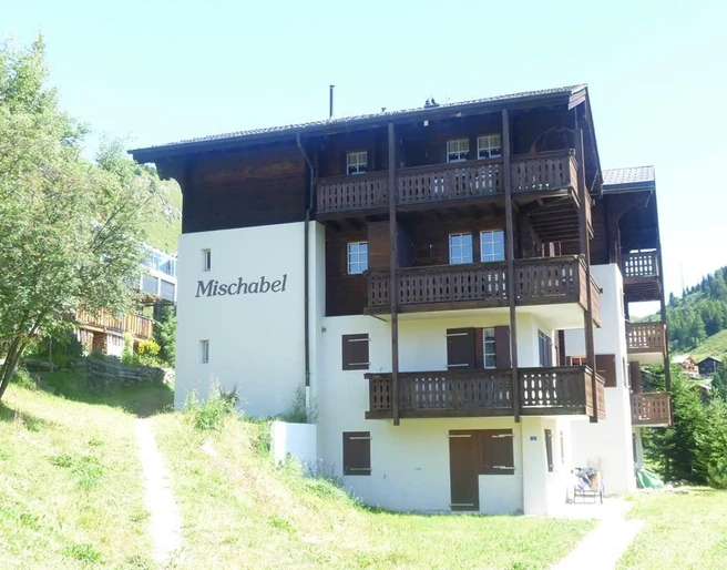Aussenansicht Sommer