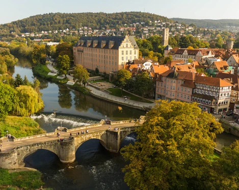 Luftbild des Welfenschloss in Hann. Münden mit Werrabrücke Luftbild des Welfenschloss in Hann. Münden mit Werrabrücke
