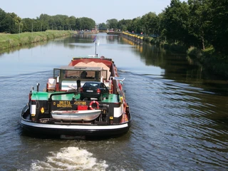 Der Schleusenkanal in Balge Der Schleusenkanal in Balge