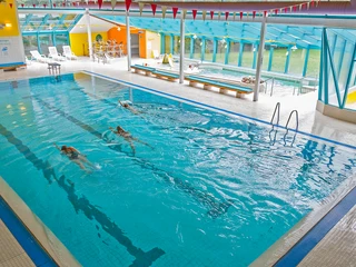 Schwimmbecken Hallen- und Freibad Wingst