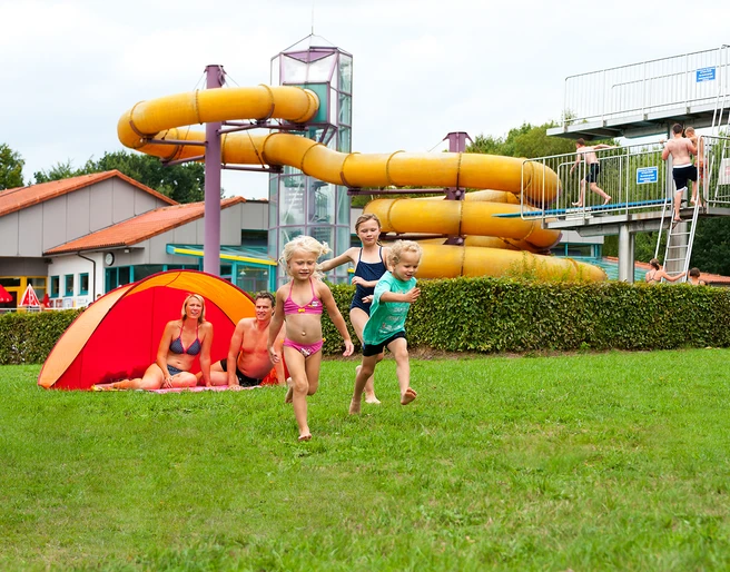Hallen- und Freibad Wingst