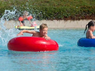 Wasserspaß Hallen- und Freibad Wingst