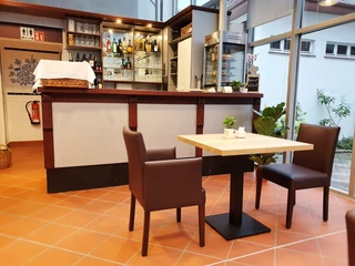 Café in der kleinen Gasse_Theke cafe-in-der-kleinen-gasse-theke