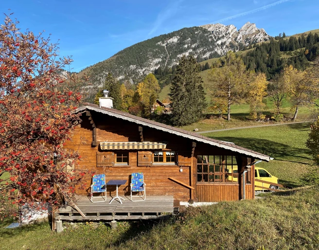Chalet with cosy wooden loungers