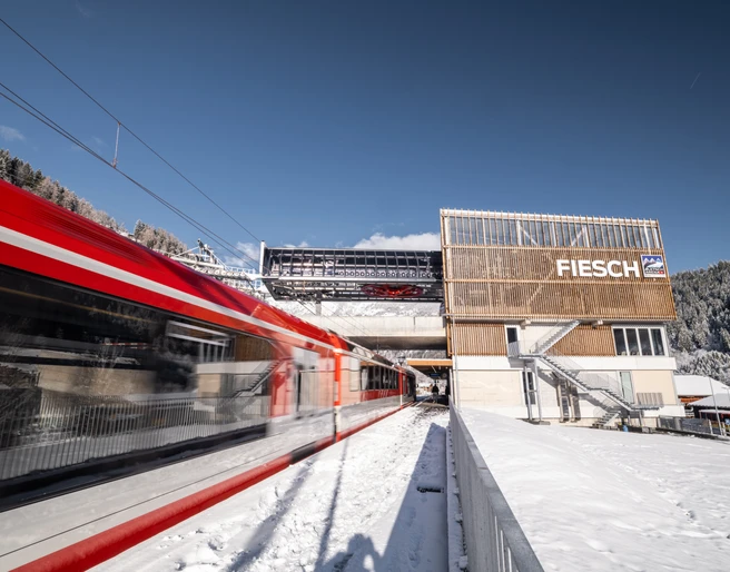 ÖV-Hub in Fiesch in der Aletsch Arena ÖV-Hub in Fiesch in der Aletsch Arena