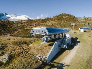 Kombi-Gletscherbahn Moosfluh in der Aletsch Arena Kombi-Gletscherbahn Moosfluh in der Aletsch Arena