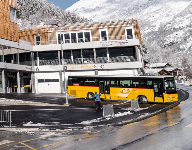ÖV-Hub in Fiesch in der Aletsch Arena ÖV-Hub in Fiesch in der Aletsch Arena