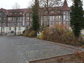 Parkplatz Köppenweg / Neues Rathaus_begrenzte Parkdauer parkplatz-koeppenweg-neues-rathaus-begrenzte-parkdauer