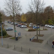 Parkplatz Neues Rathaus / Köppenweg_Parkplätze und E-Ladestationen parkplatz-neues-rathaus-koeppenweg-parkplaetze-und-e-ladestationen