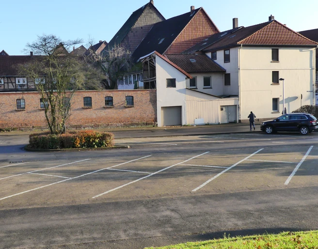 Parkbuchten Bäckerwall_Schrägaufstellung parkbuchten-baeckerwall-schraegaufstellung