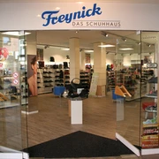 freynick-1.jpg