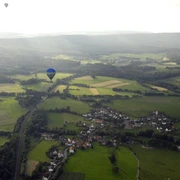 Ballonfahrt über Langeland bei Bad Driburg Vogelperspektive über Langeland mit Heißluftballonfahrt.