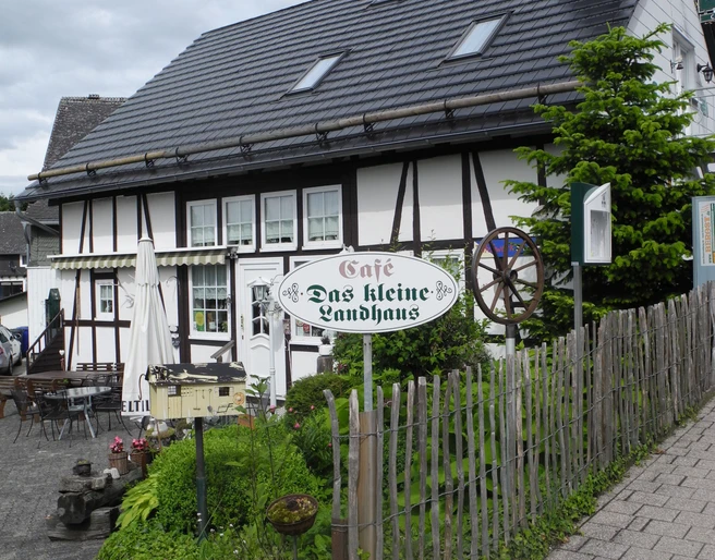 das-kleine-landhaus-willingen-ansicht.JPG