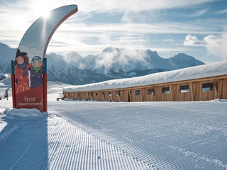 In Hexenland on the Belalp, children learn to ski in a playful way. Im Hexenland auf der Belalp lernen Kinder Skifahren.In Hexenland on the Belalp, children learn to ski in a playful way.