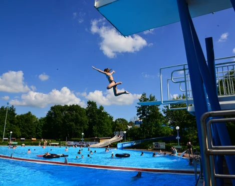 Hallen- und Freibad Meldorf