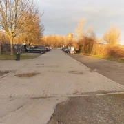 Parkplatz Aral-Tankstelle-1.jpg Parkplatz Aral-Tankstelle-1