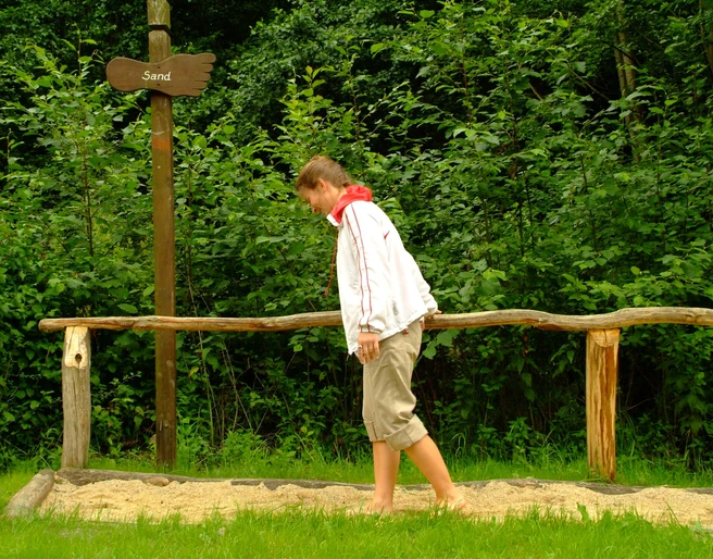 Barfuß auf Sand, Barfußpfad Nienhagen Barfuß auf Sand, Barfußpfad Nienhagen