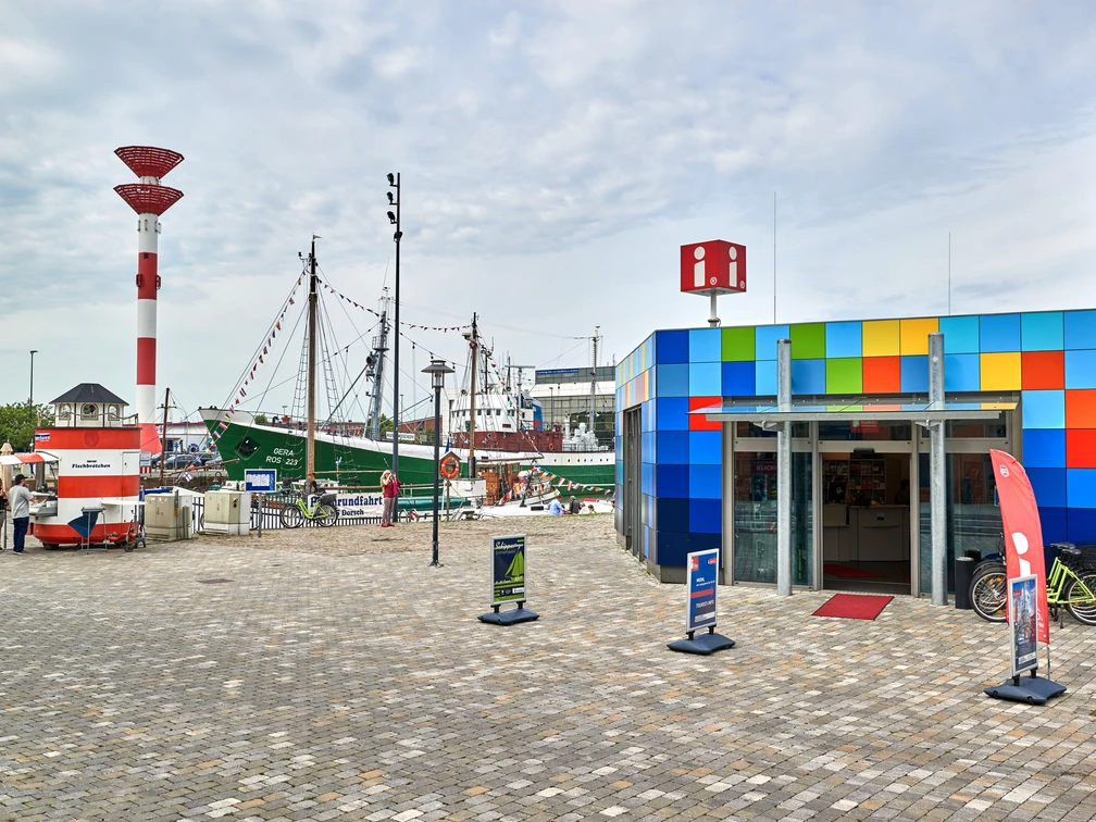 Tourist-Info Schaufenster Fischereihafen DSC_3800 (c) Foto Achim Meurer_Erlebnis Bremerha....jpg