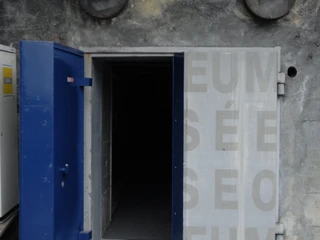 Es ist die zweite Erlebnisfestung der Schweiz. Es ist die zweite Erlebnisfestung der Schweiz.It is the second Erlebnisfestung in Switzerland.