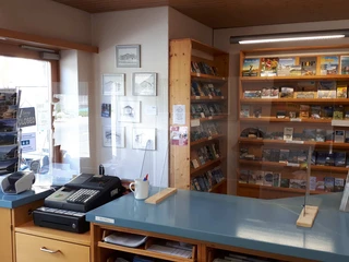 tourist-information-boenigen-schalterbereich-eingang.jpg