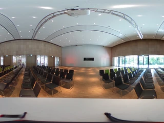 Reihenbestuhlung im Saal vom Kurhaus Bad Bevensen Reihenbestuhlung im Saal vom Kurhaus Bad Bevensen