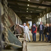Erzbergwerk Rammelsberg Goslar, Besuchergruppe in der Erzaufbereitung.   Erzbergwerk Rammelsberg Goslar, Besuchergruppe in der Erzaufbereitung. Foto: Stefan Sobotta / VISUM Rammelsberg ore mine in Goslar, group of visitors in the ore processing plant. Photo: Stefan Sobotta / VISUM Mine de minerai de Rammelsberg Goslar, groupe de visiteurs dans le traitement du minerai. Photo : Stefan Sobotta / VISUM Ertsmijn Rammelsberg in Goslar, groep bezoekers in de ertsverwerkingsinstallatie. Foto: Stefan Sobotta / VISUM Rammelsberg malmmine i Goslar, gruppe af besøgende i malmforarbejdningsanlægget. Foto: Stefan Sobotta / VISUM