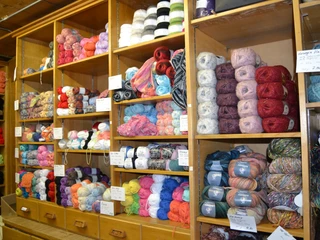 „Ja-Woll“ Wolle und Allerlei „Ja-Woll“ Wolle und Allerlei