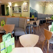 confiserie-tea-room-steinmann-cafeteria-sitzgelegenheiten-innenaufnahme.jpg