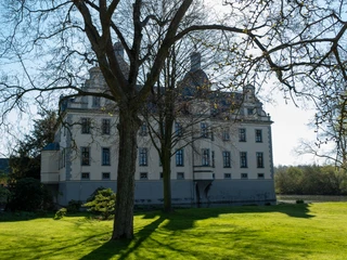 Burg Kriegshoven Gartenansicht