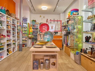 Weltladen  Weltladen Innenansicht