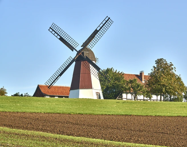 Windmühle Hedeper im Nördlichen Harzvorland Windmühle Hedeper im Nördlichen Harzvorland