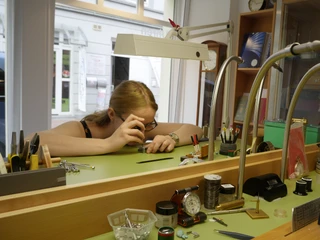 Der Uhrmacher Präzisionsarbeit Der Uhrmacher Präzisionsarbeit