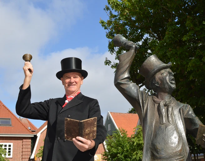 Der Utröper - als Bronze und in echt