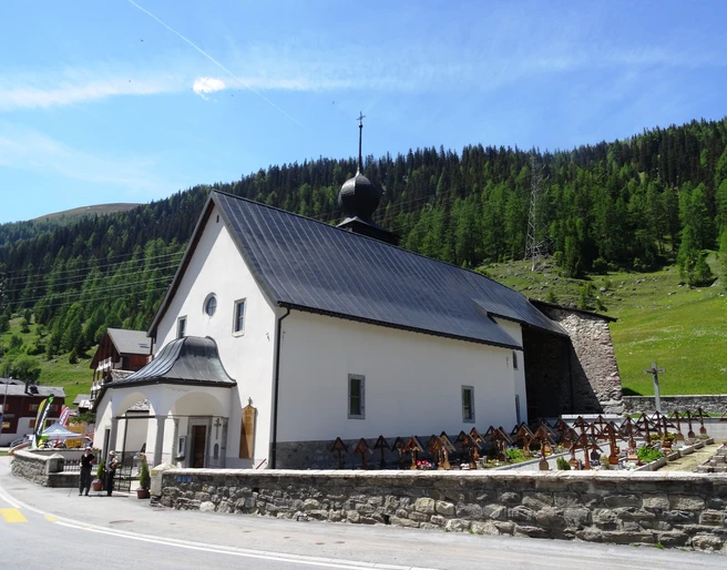 Pfarrkirche Hl. Kireuz Pfarrkirche Hl. Kireuz