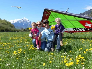 hanggliding-interlaken-bernie-mit-familie.jpg