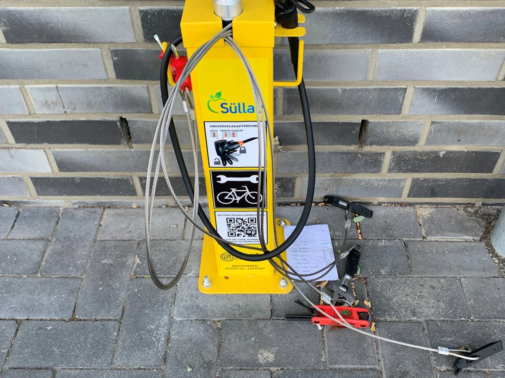 Kleiner Helfer bei Edeka