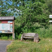 Original Wanderparkplatz Emmet Copyright Tourist-Information Willingen CC BY-SA.jpg