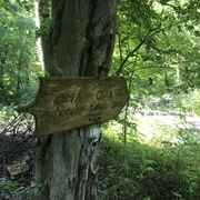 Eiche Oma und Opa Schild.jpg