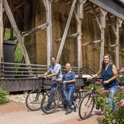 Kurpark Bad Salzdetfurth Salinen im Kurpark Bad Salzdetfurth am Radweg-zur-Kunst