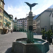 Chavezbrunnen und Sebastianskapelle Brig