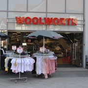 Woolworth Außenansicht