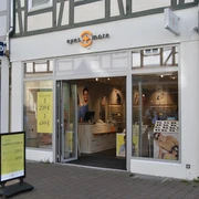 eyes + more eyes + more Außenansicht